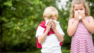 Childhood Allergies Guide: Symptoms & Management