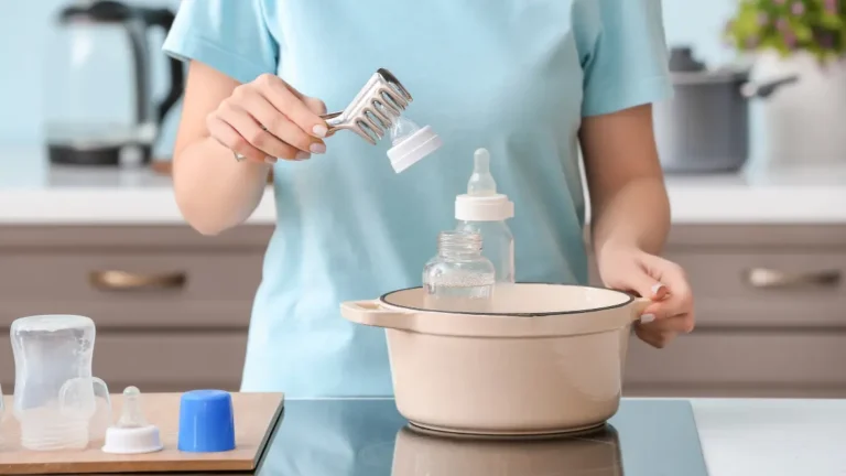 Cleaning Baby Bottle and Nipples